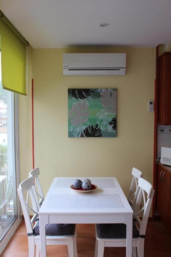 Apartaments Oller Centro Rosas Exterior foto